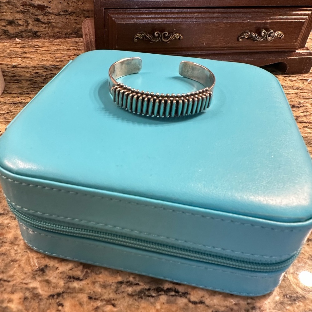 Vintage B. Waatsa Zuni Turquoise & Sterling Bracelet